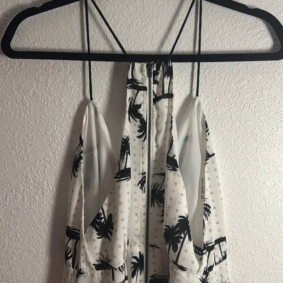 Do + Be White and Black Palm Tree Romper - Picture 5 of 6